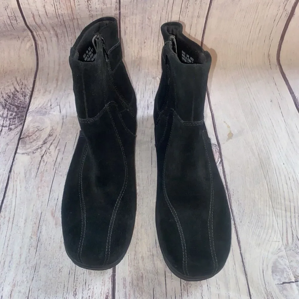 Clarks Womens Black Leather Ankle Boots 10 Comfort Wedge Zip Minimalist Classic